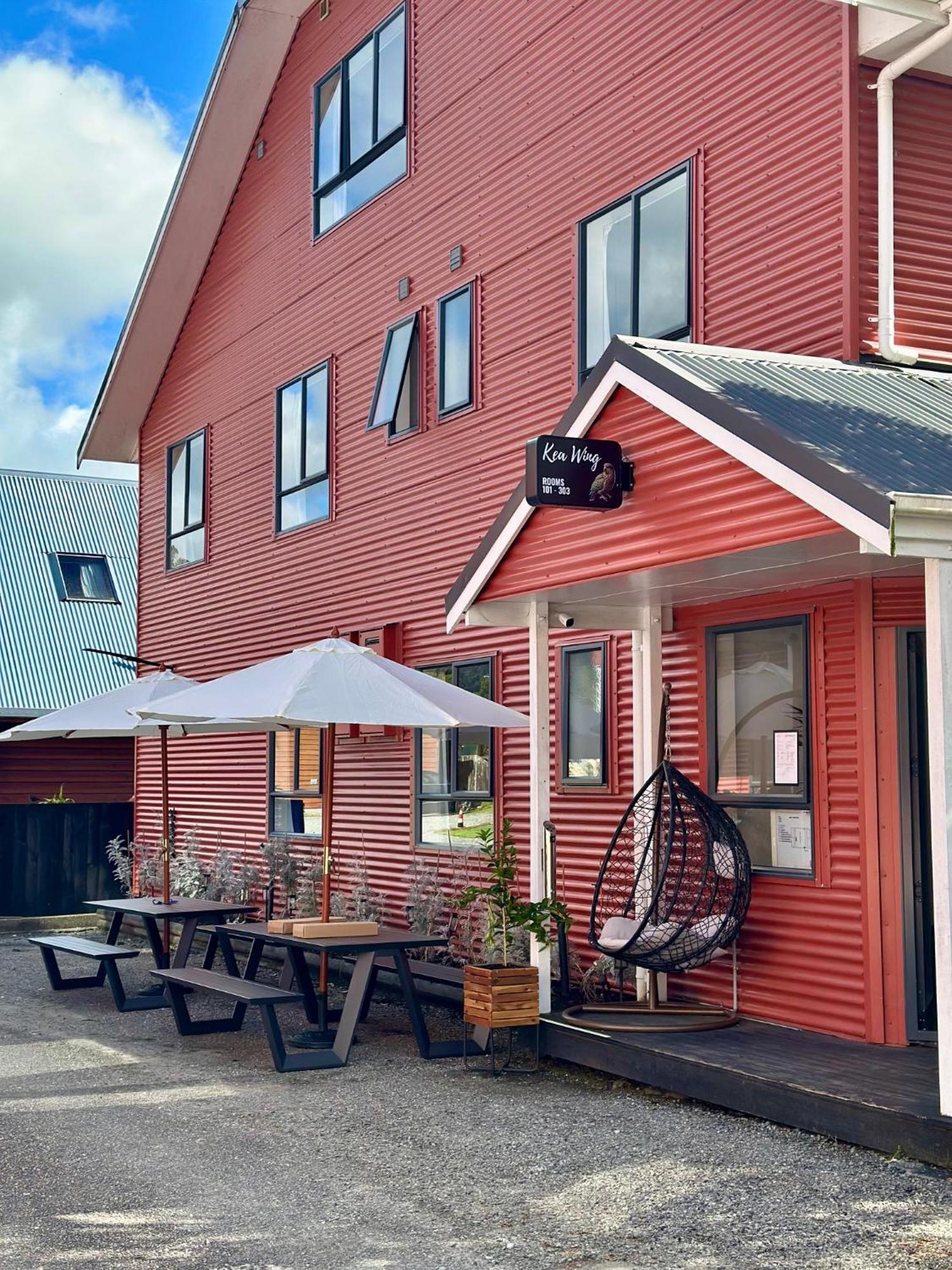 Franz Josef Montrose Hostel Lodge Exterior foto